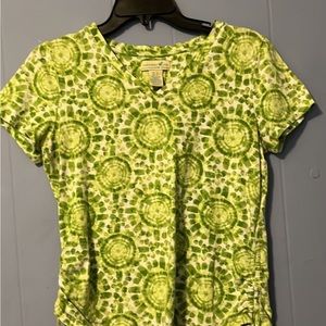 Tee